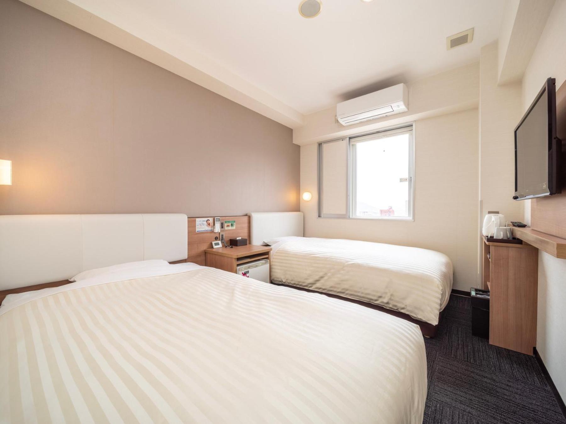 Super Hotel Yamaguchi Yuda Onsen Экстерьер фото